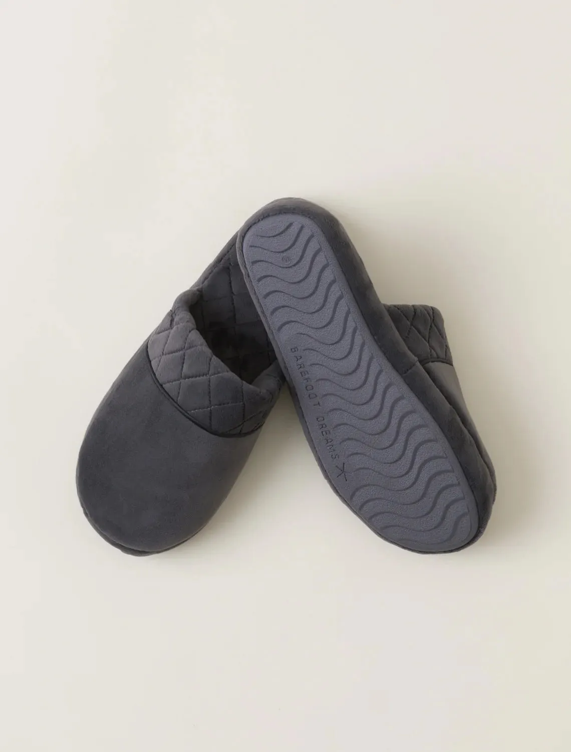 Barefoot Dreams LuxeChic® Slippers in Carbon