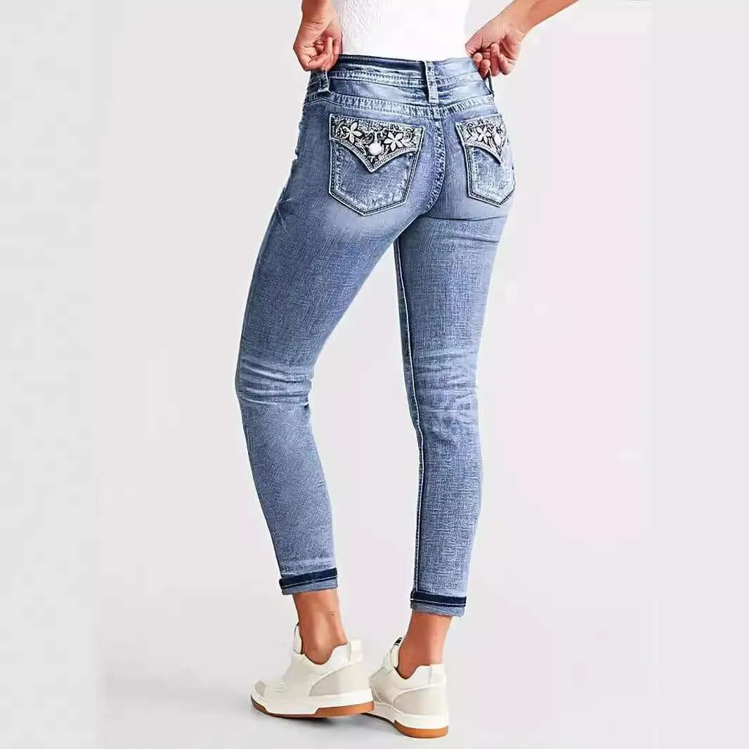 Glow Chic's Skinny Leg Slim Fit Stretching Jeans